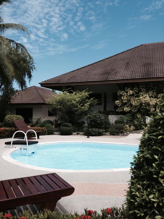 Peaceful Homestay Rawai Exterior photo